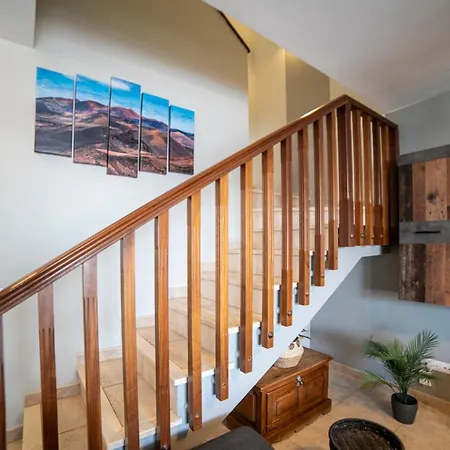 Villa Ariana - *