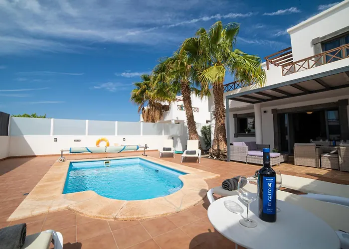 Ariana - فيلة بلايا بلانكا